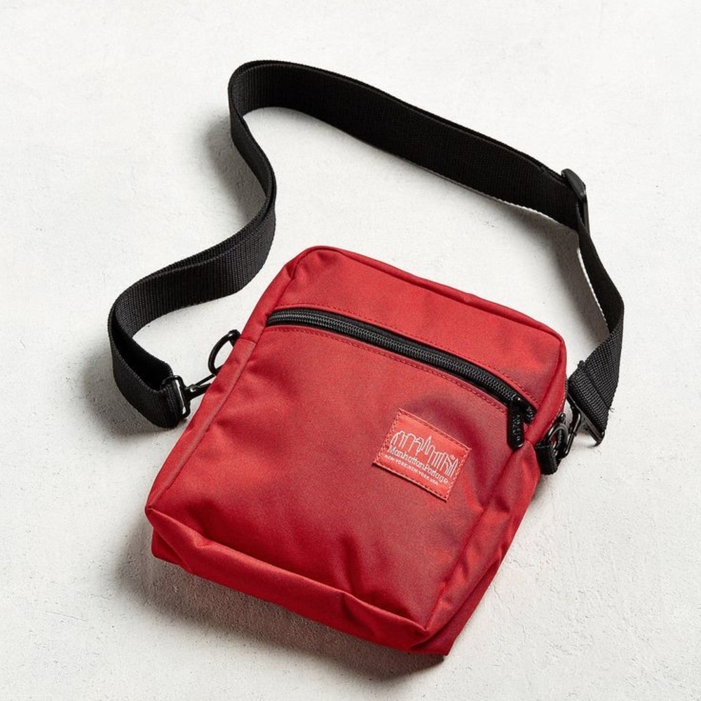 NWT Manhattan Portage City Lights Mini Messenger Bag in Red